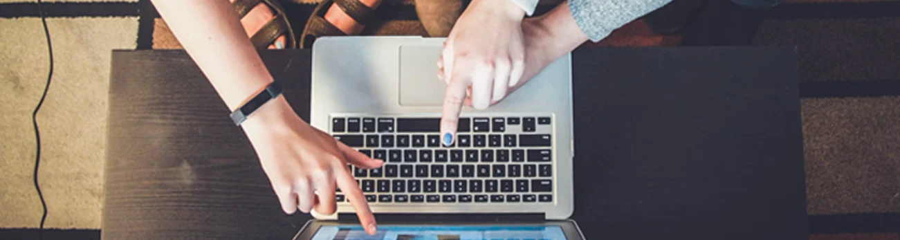 Students mastering time management in online education