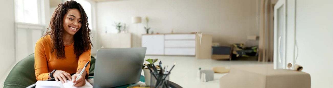 Students preparing for college through online education